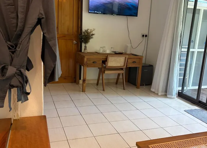 House Bed & Breakfast Beau Vallon (Mahe)